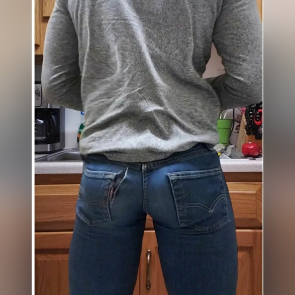 Ripped Levi's 511 29x34 - Picture 4 of 11